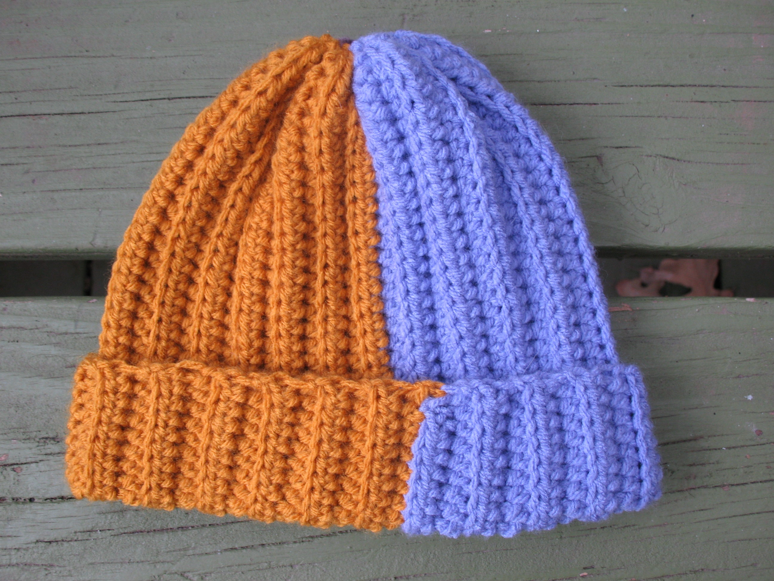 Ribbed Beanie - Scrap Yarn